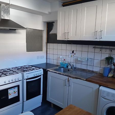 Single Bedroom With Wifi Off Bricklane 3 London Exterior photo