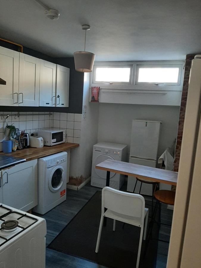 Single Bedroom With Wifi Off Bricklane 3 London Exterior photo